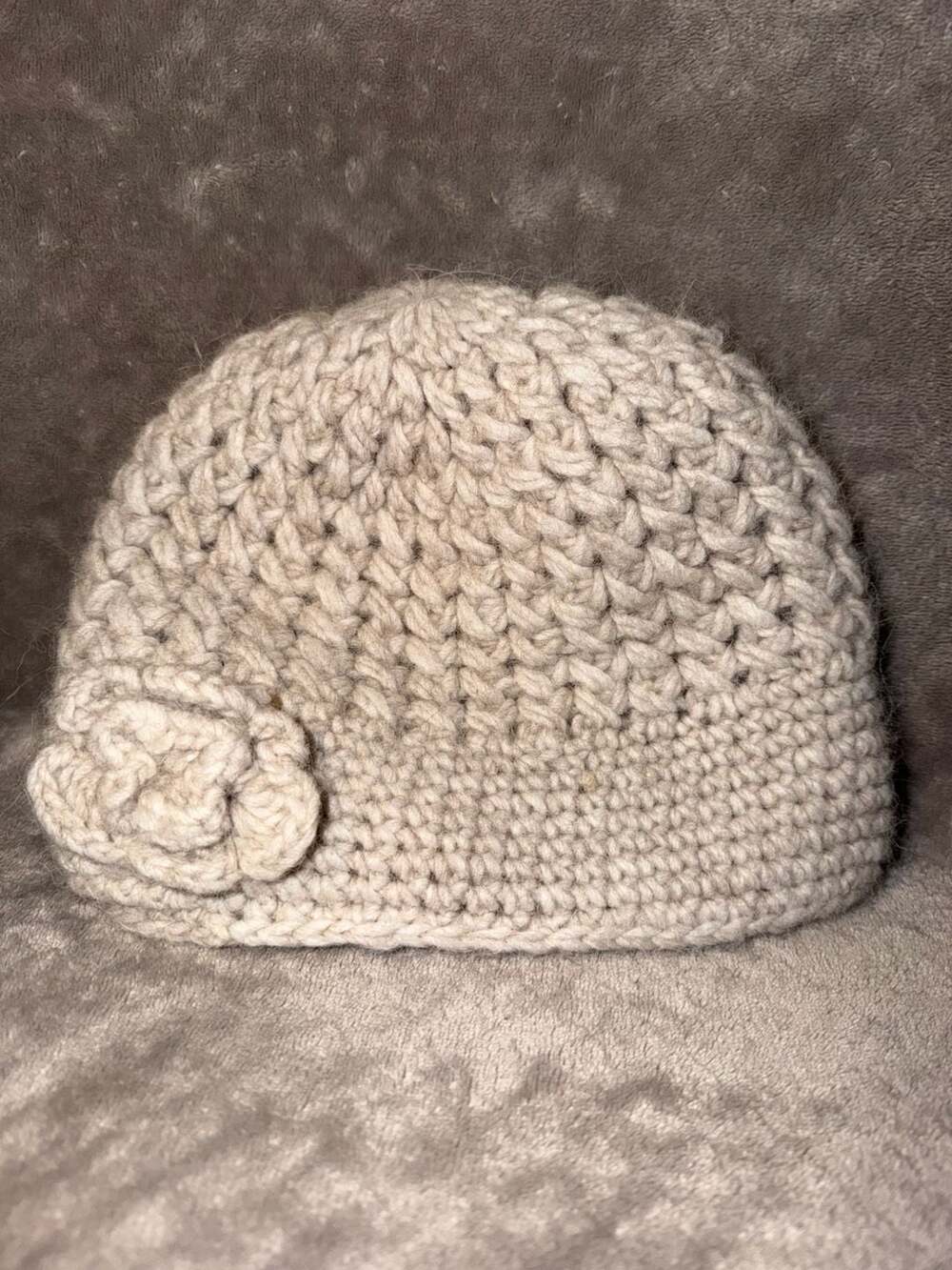 Fratelli Talli Italian Alpaca Wool Mix Womens Crochet Beanie Hat with Flower